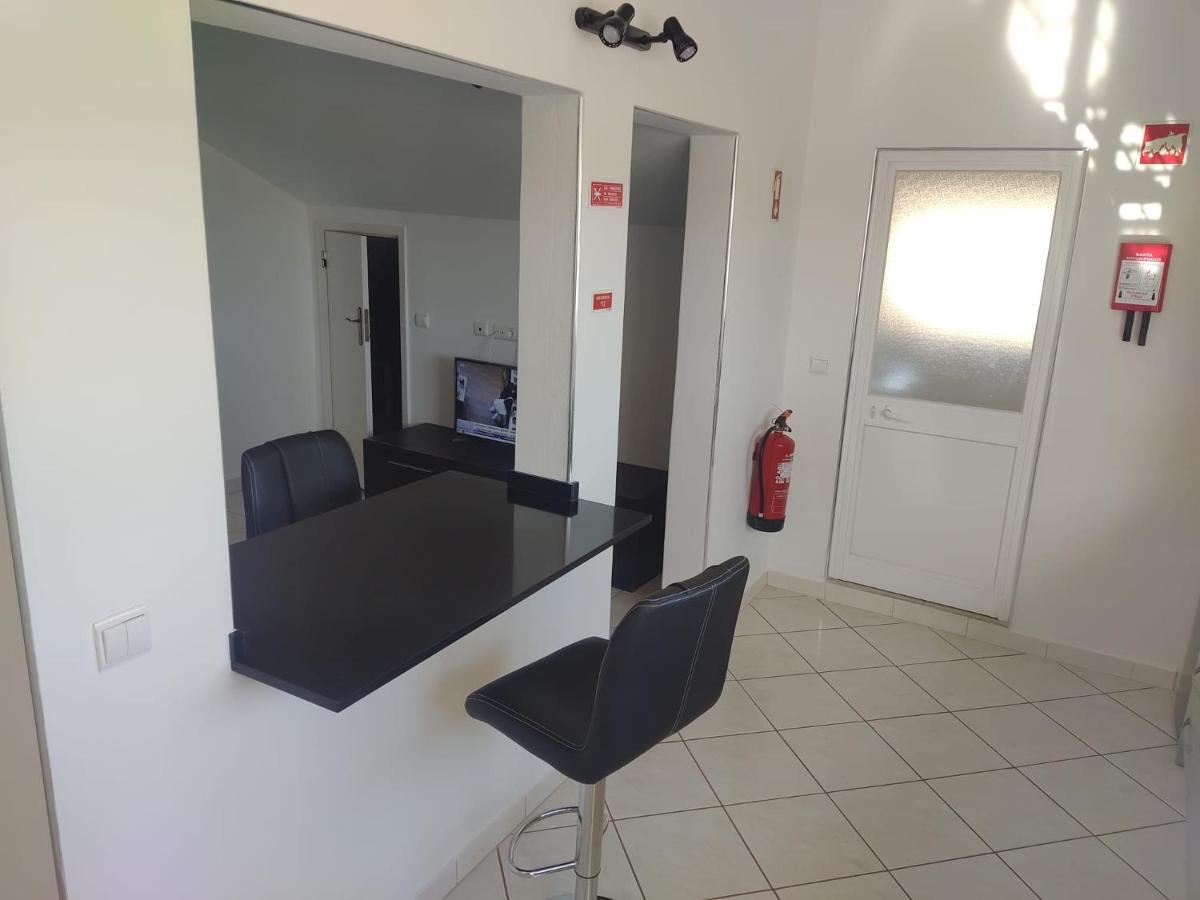 Nunes Apartments Mexilhoeira da Carregacao Екстер'єр фото
